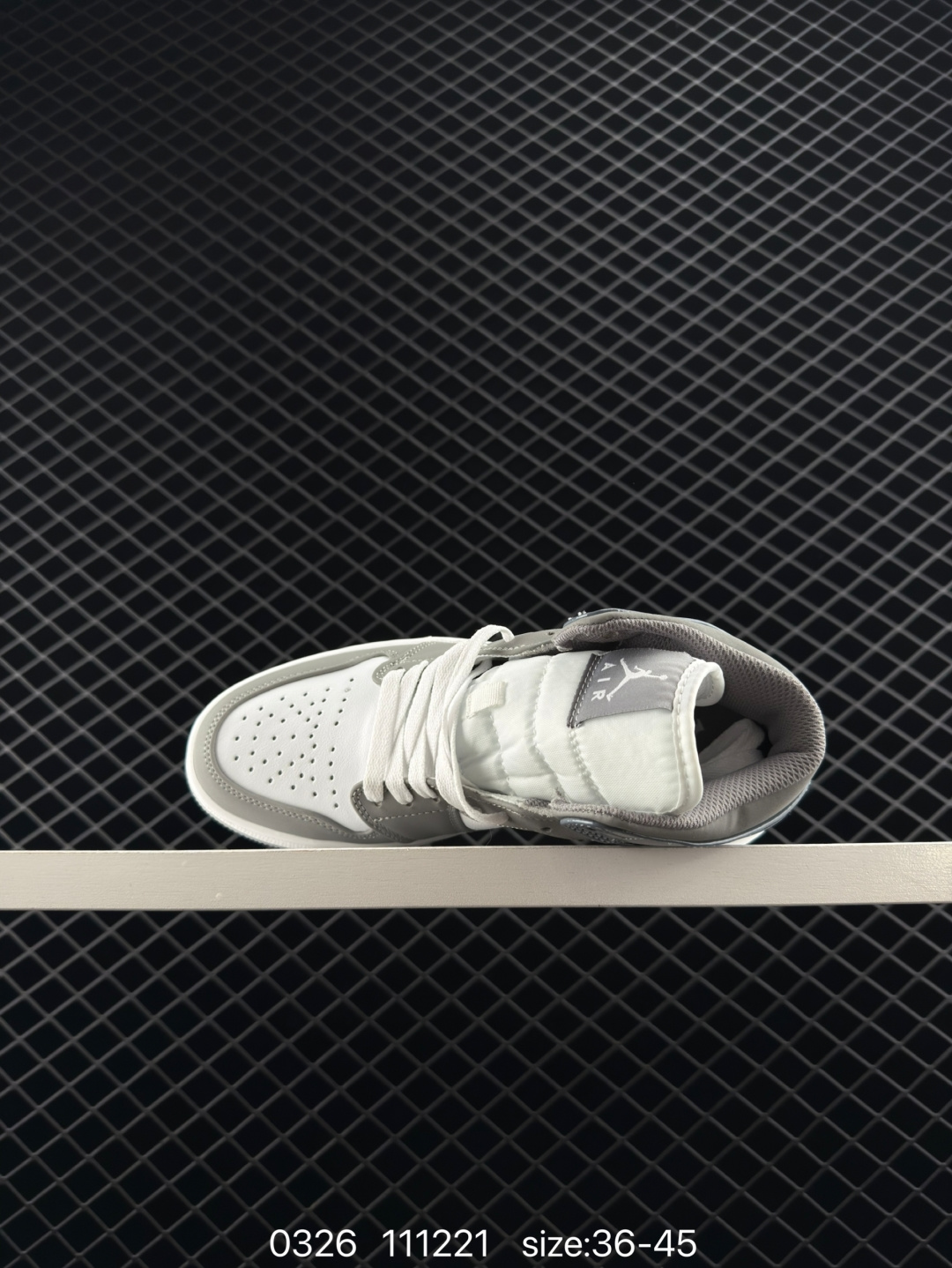 Nike Wmns Air Jordan 1 Mid SE